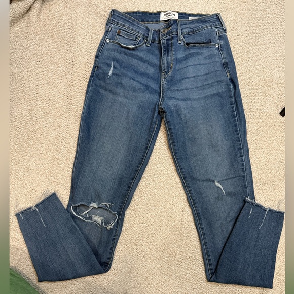Women’s Levi’s Mid Rise Ripped Skinny Jeans - Picture 1 of 4
